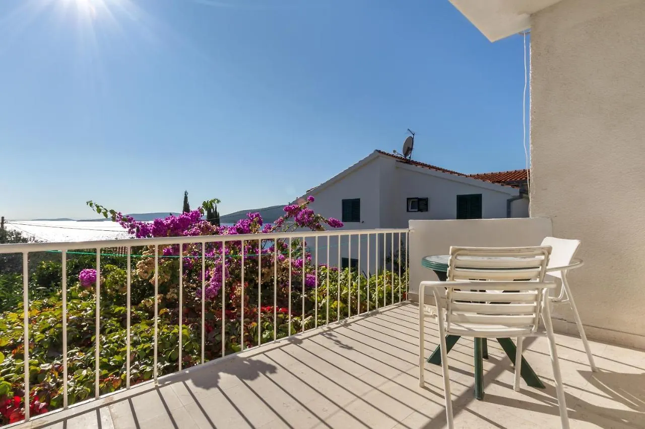 Apartments By The Sea Seget Vranjica, Trogir - 5964 Croatia