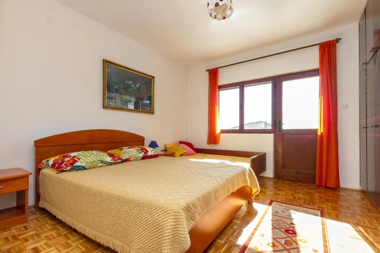 Apartments By The Sea Seget Vranjica, Trogir - 5964