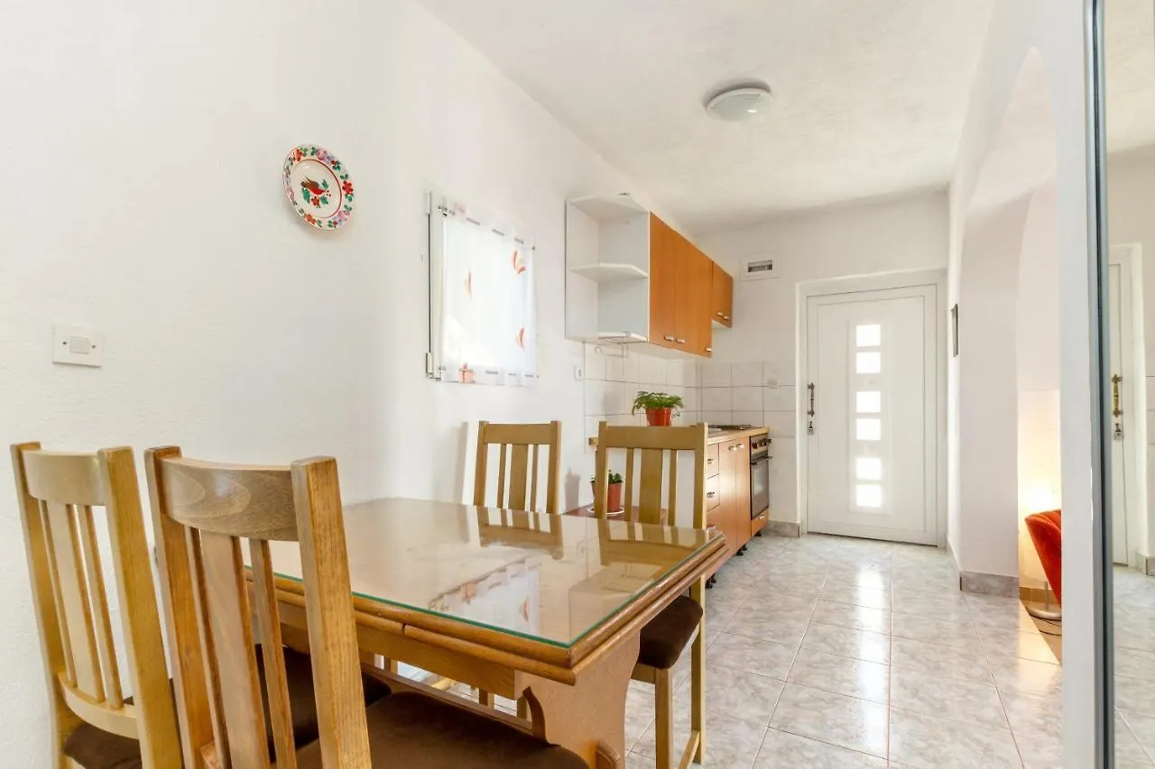 Apartments By The Sea Seget Vranjica, Trogir - 5964